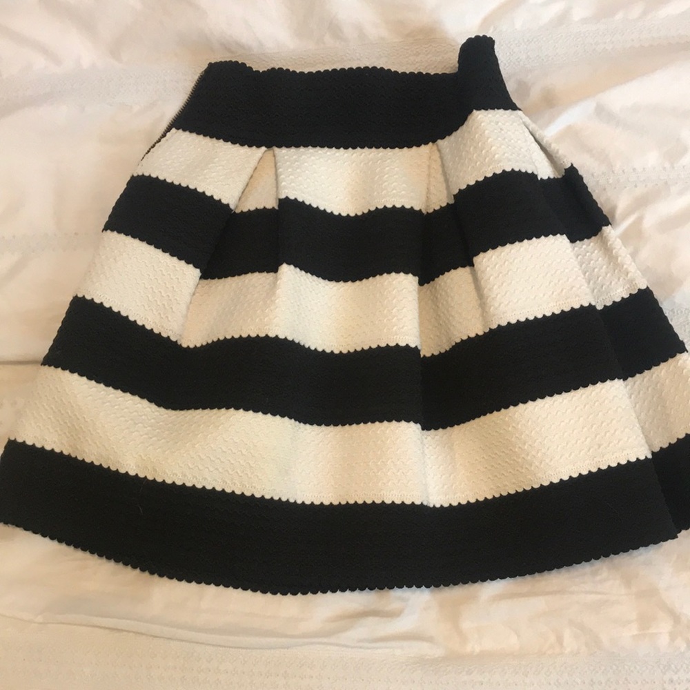 Black & white striped skirt